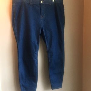 Forever 21 NEVER WORN Women’s Plus Size Blue Jeans